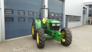 John Deere 5065 (2)