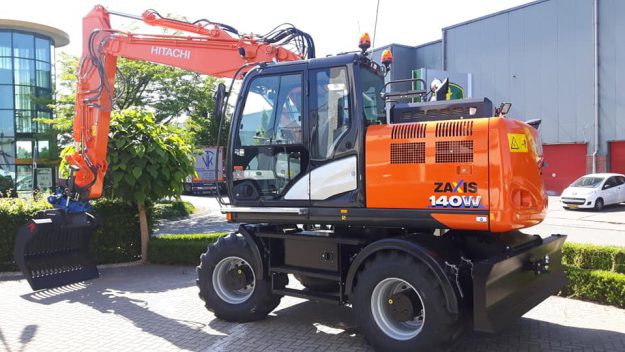 36227820_2185691781650767_457564212030341120_n