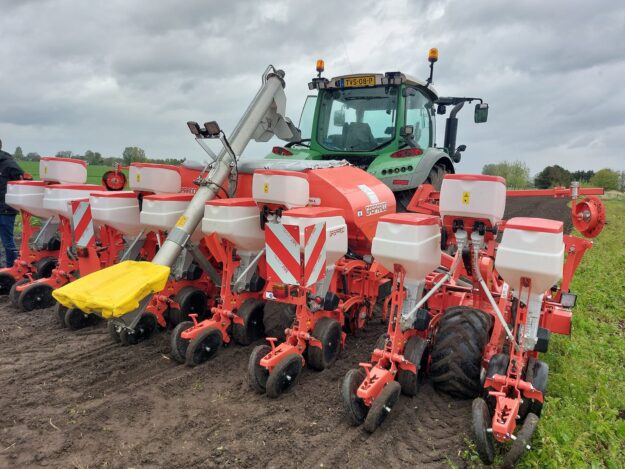 438240507_958600239602442_2688009730154916797_n